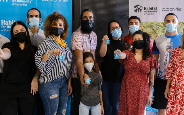 Celebración de entrega de llaves en Santurce